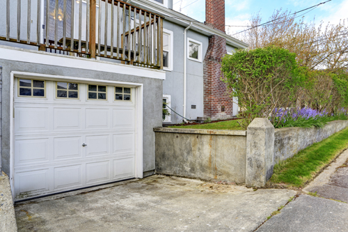 Garage Door Repair in Manhattan